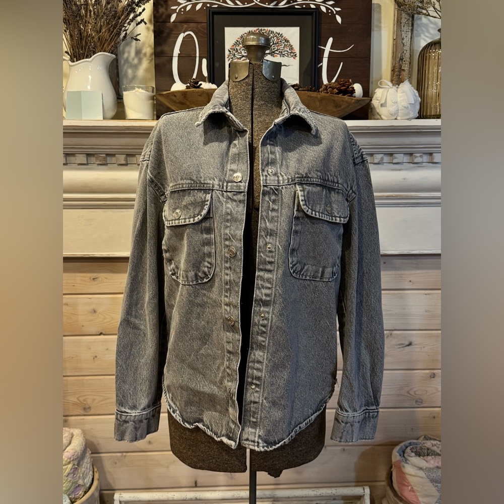 Zara Women's Classic Gray Denim Jacket